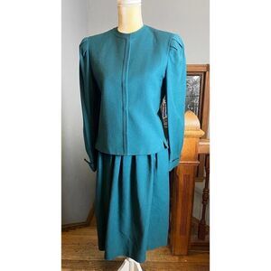 Vintage Tailored Sir for Her Wool Suit Christmas Holiday Green-Measures …
